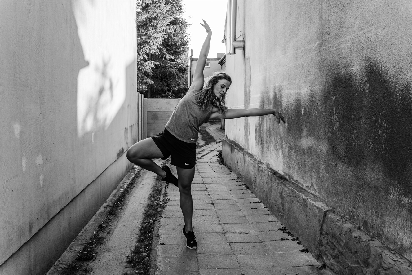 sesja wizerunkowa,z bliska, fotografia naturlana, fotografia lifestyle, gimnastyka artystyczna, 